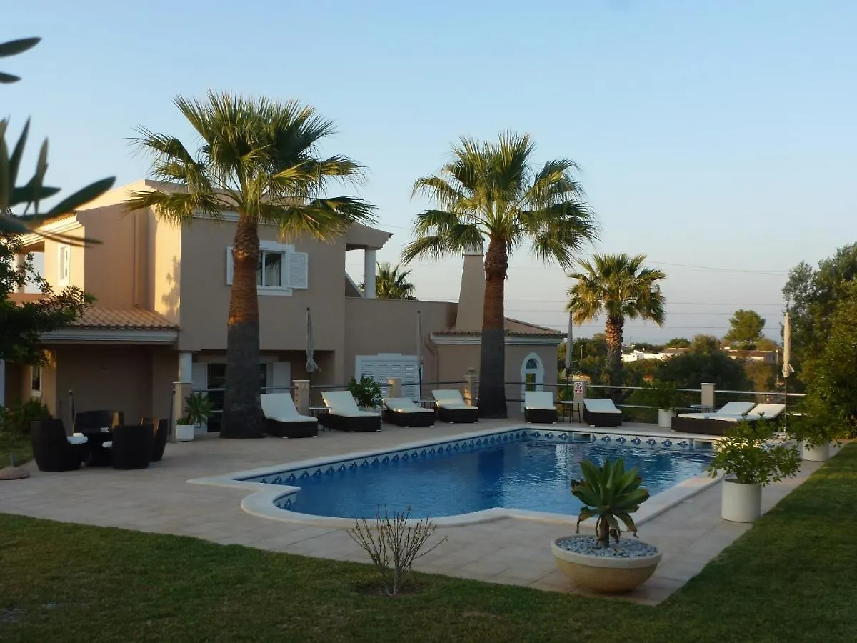 Villa L'Estaque Armação de Pêra 0*,