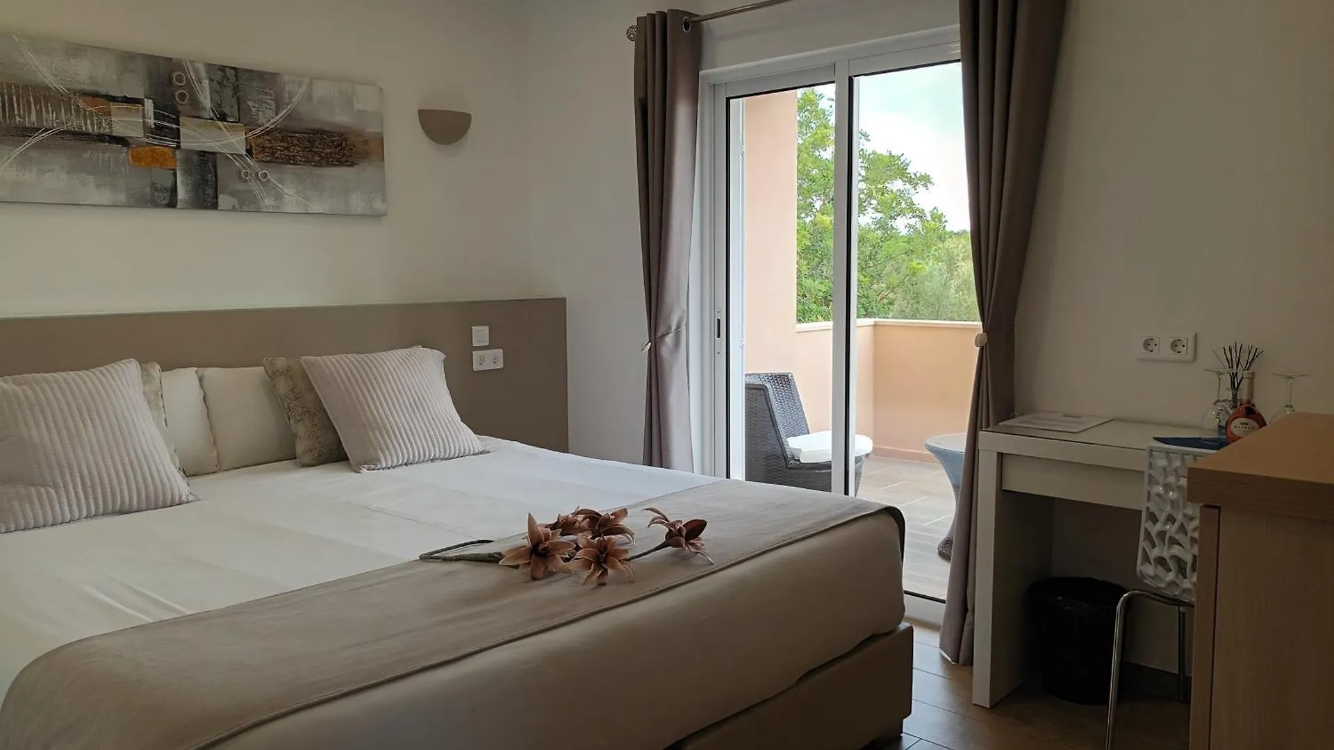 Pensión Villa L'Estaque Armação de Pêra